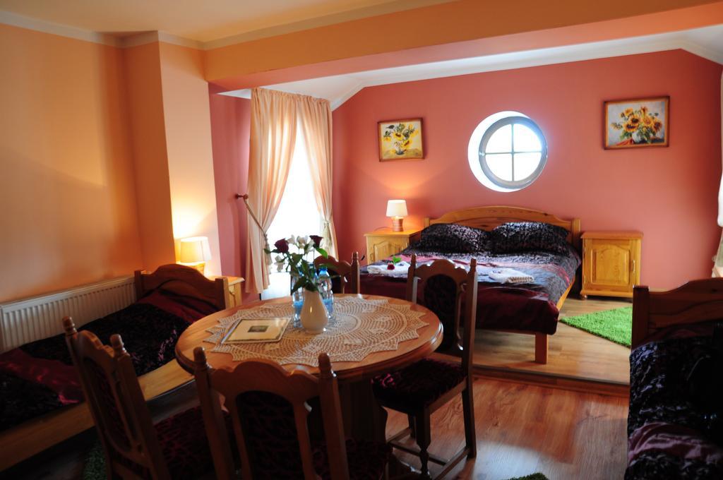 Villa Mazur Mikołajki Kamer foto